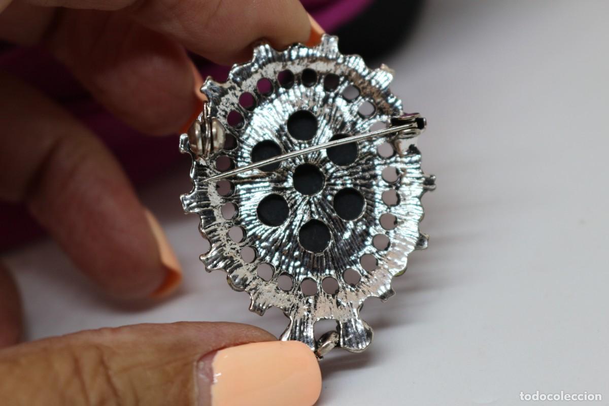 Joyeria: Broche camafeo con figura en relieve - Foto 7