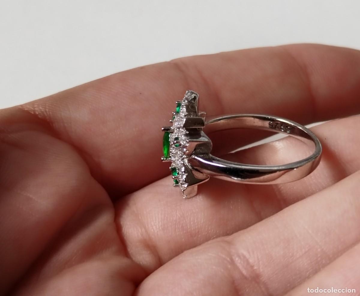 Joyeria: Anillo en Plata de Ley, Esmeraldas y Topacios - Foto 6