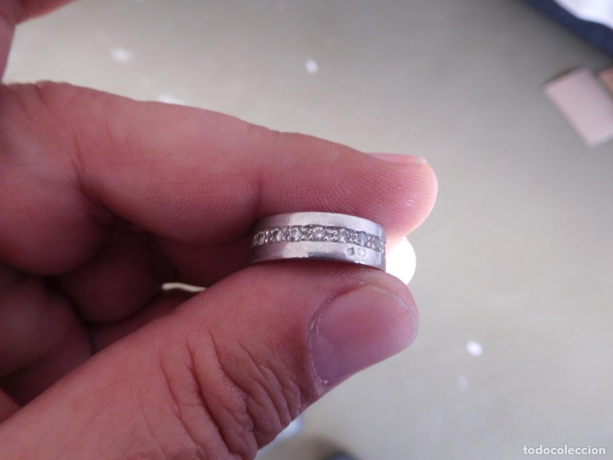 Joyeria: Anillo de plata y piedras o cristales - Foto 1