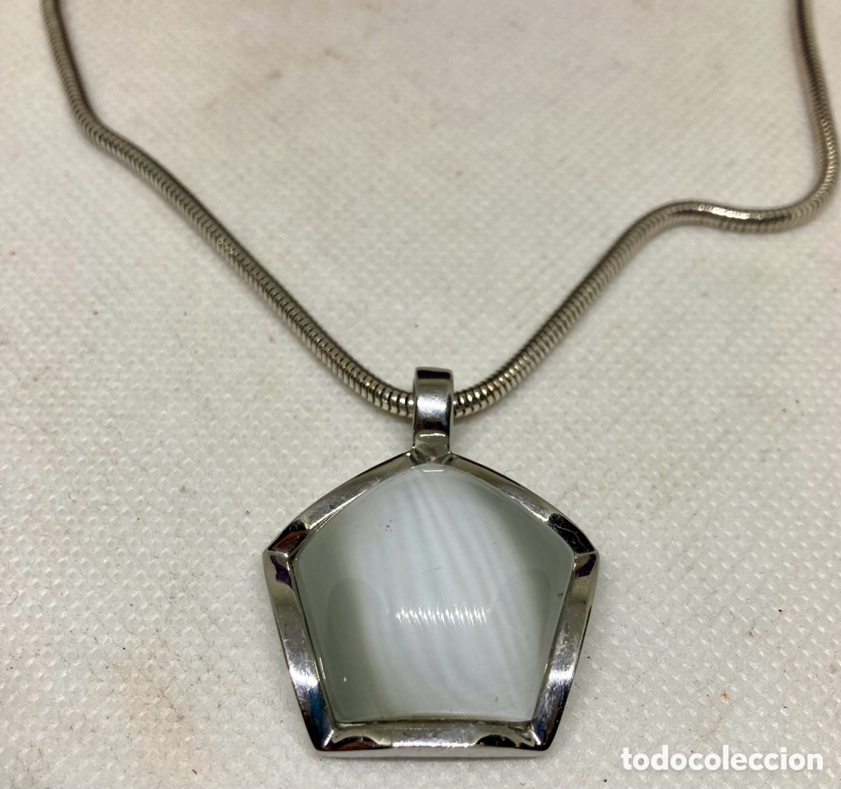 Joyeria: COLLAR CON COLGANTE CON CADERA NUEVO - Foto 1