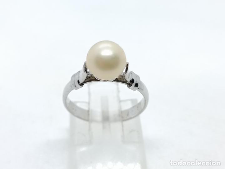 Joyeria: Elegante anillo antiguo en plata de ley contrastada con perla - Foto 1