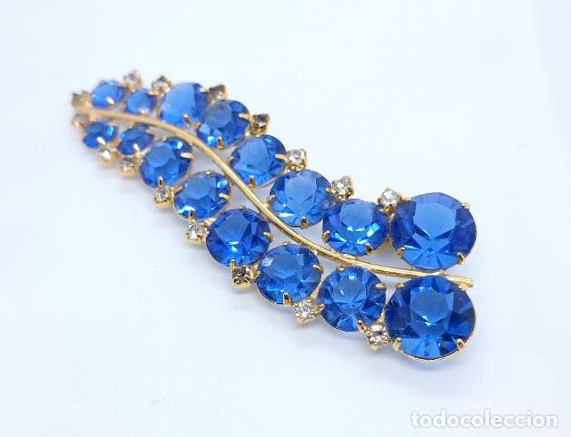 Joyeria: Precioso broche antiguo en oro con forma de racimo de uvas. - Foto 3