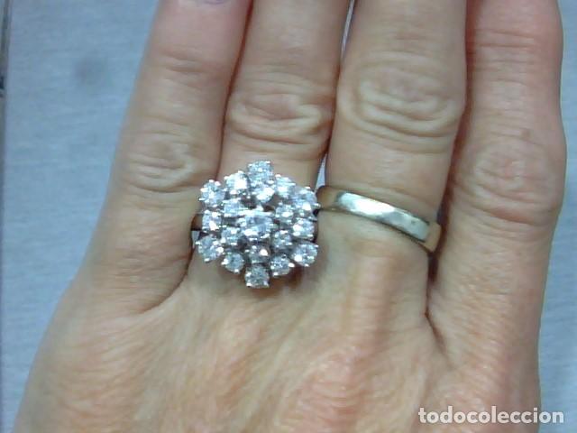 Joyeria: anillo oro blanco con diamantes - Foto 1