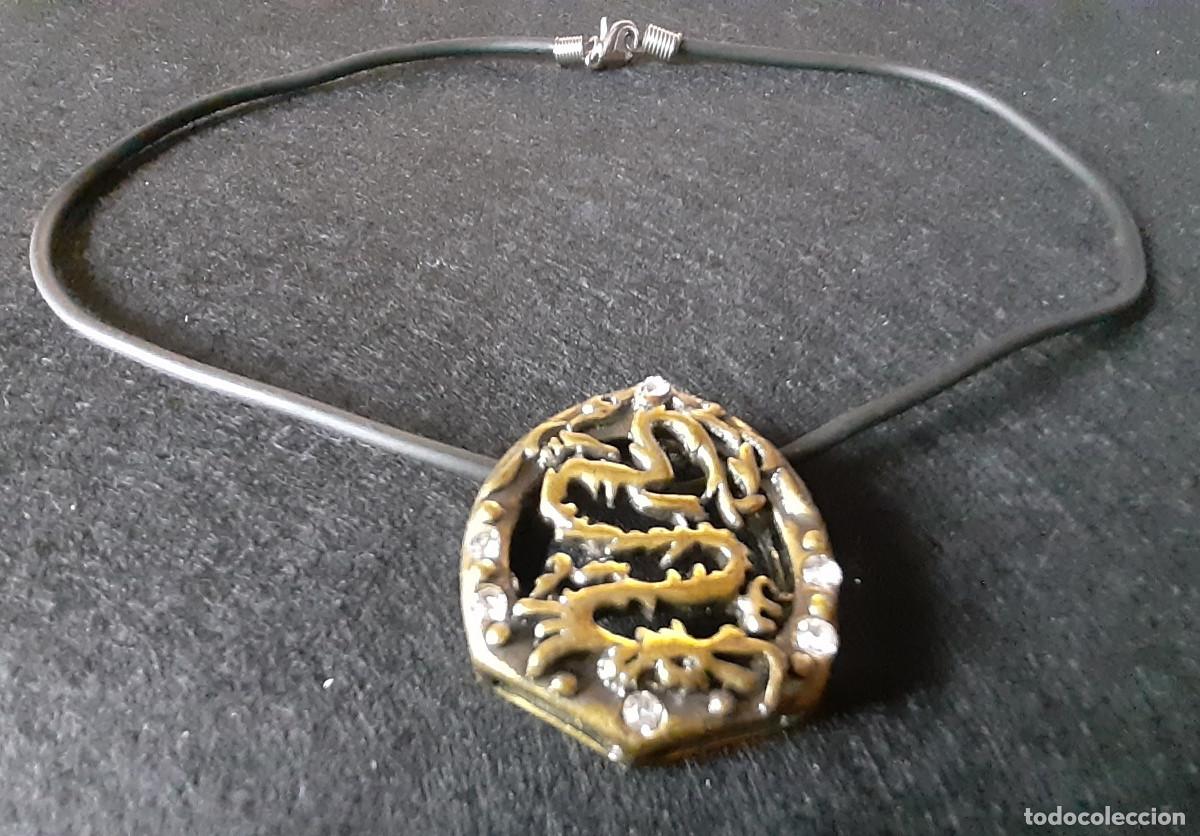 Joyeria: DOS COLGANTES &rdquo;DRAG&Oacute;N&rdquo; METAL BRONCEADO - Foto 3