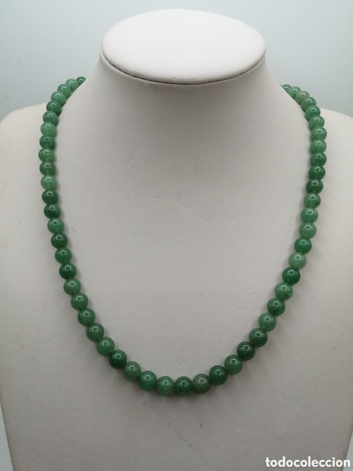 Joyeria: Collar jade verde. Cierre metal dorado - Foto 2