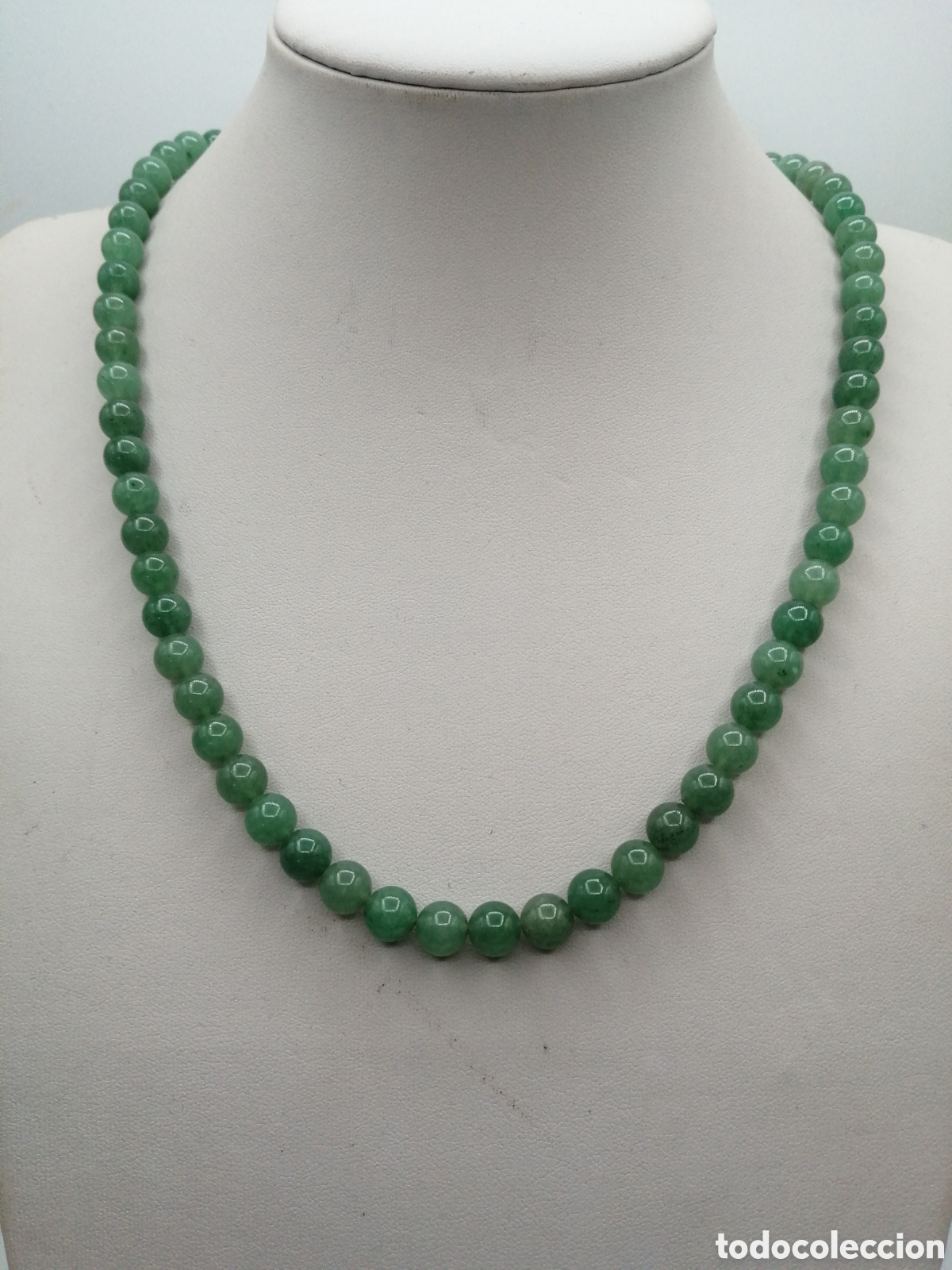 Joyeria: Collar jade verde. Cierre metal dorado - Foto 1