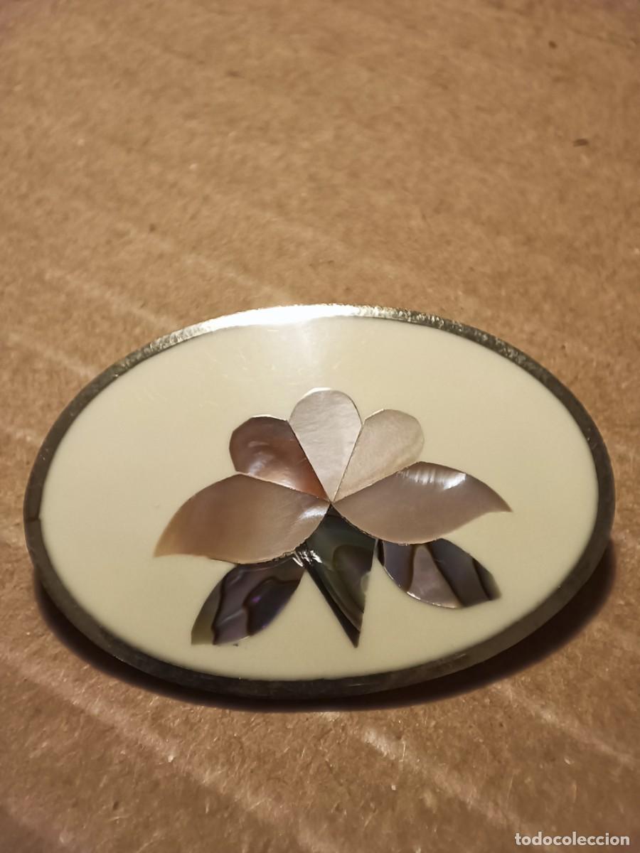 Joyeria: Broche mejicano de n&aacute;car y alpaca - Foto 1