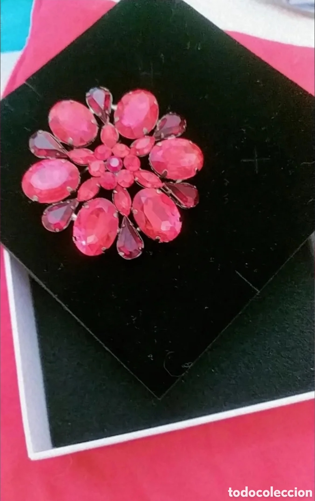 Schmuck: BROCHES
