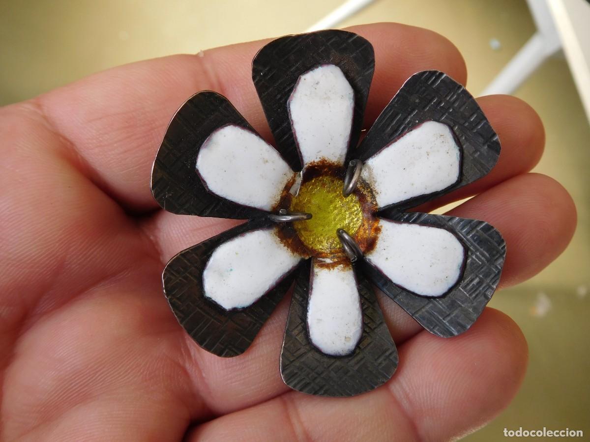 Joyeria: Broche de plata y esmalte de Capdevila - Foto 1