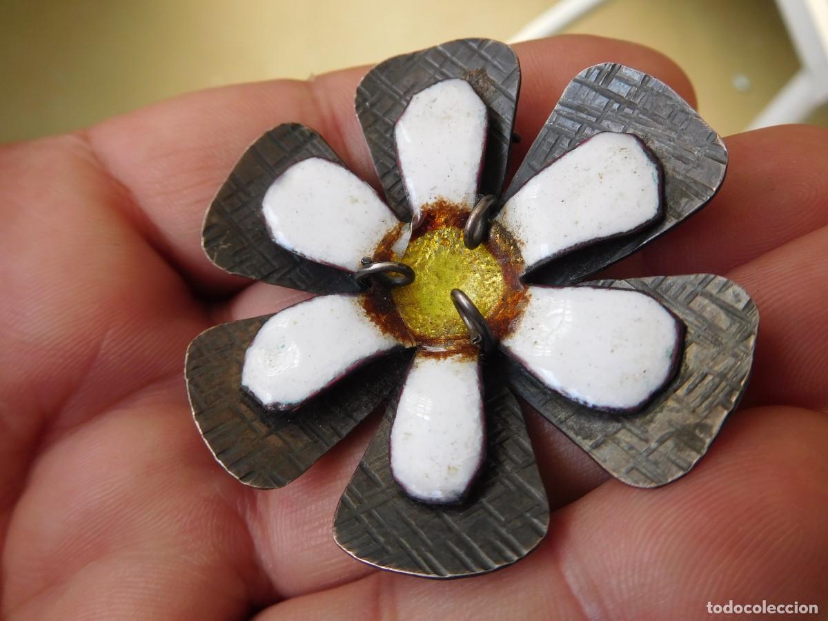 Joyeria: Broche de plata y esmalte de Capdevila - Foto 2