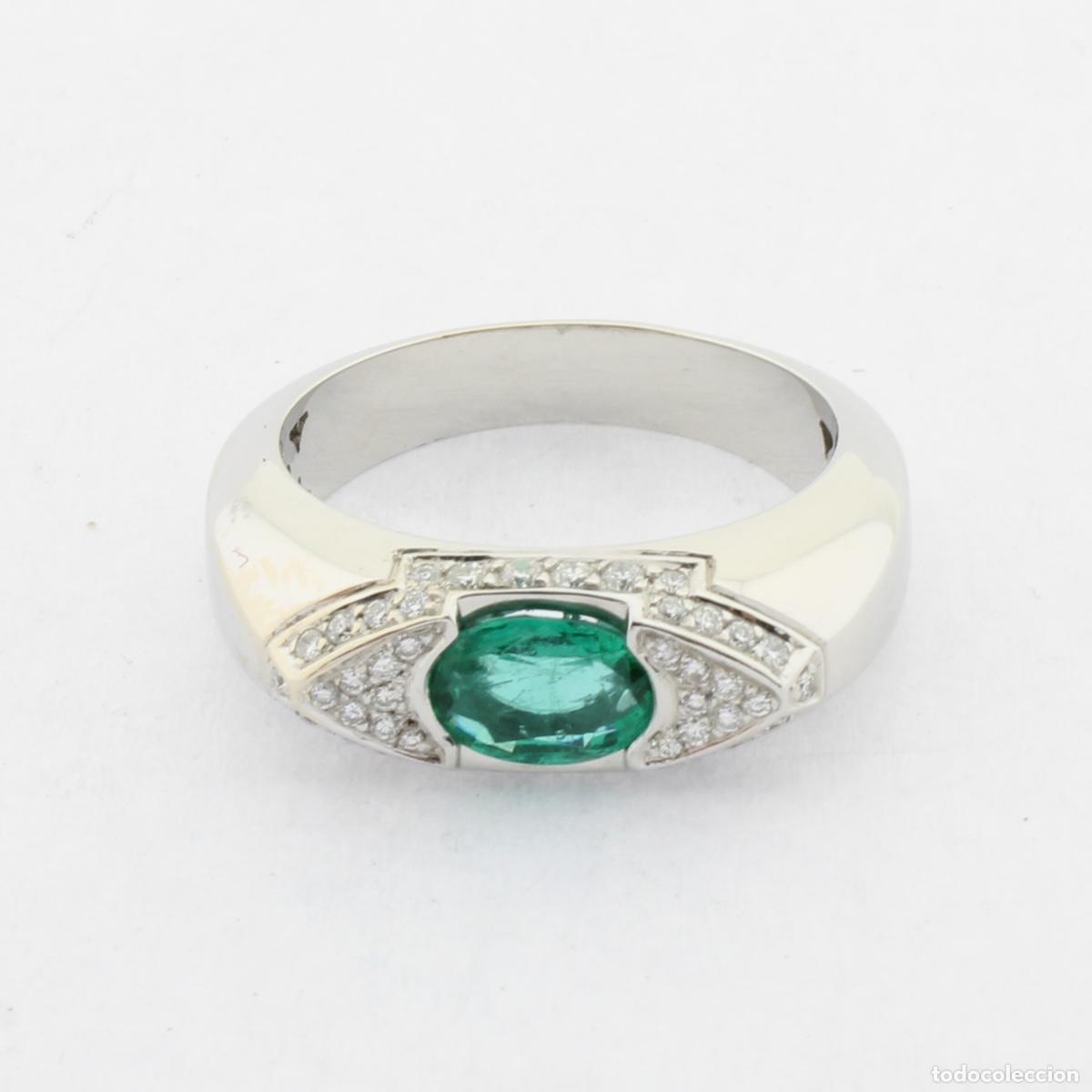 Joyeria: Anillo con diamantes y esmeralda - Foto 2