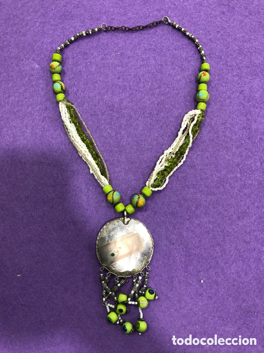 Joyeria: Collar con medallon y abalorios - Foto 3