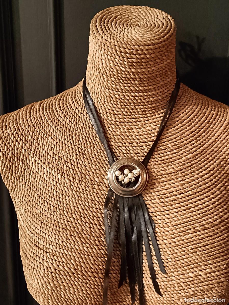 Joyeria: GARGANTILLA DE PERLAS, PLATA Y CINTAS DE RASO - Foto 1