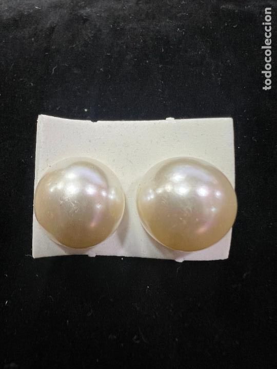 Gioielleria: PAREJA DE PENDIENTES IMITANDO PERLA Y PLATA - MEDIDA 1,5 CM