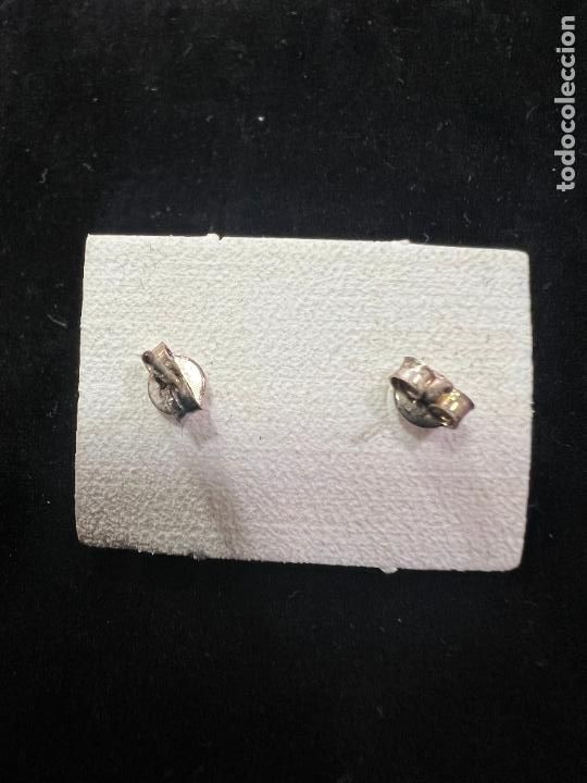 Joyeria: PAREJA DE PENDIENTES IMITANDO PERLA Y PLATA - MEDIDA 1,5 CM - Foto 2