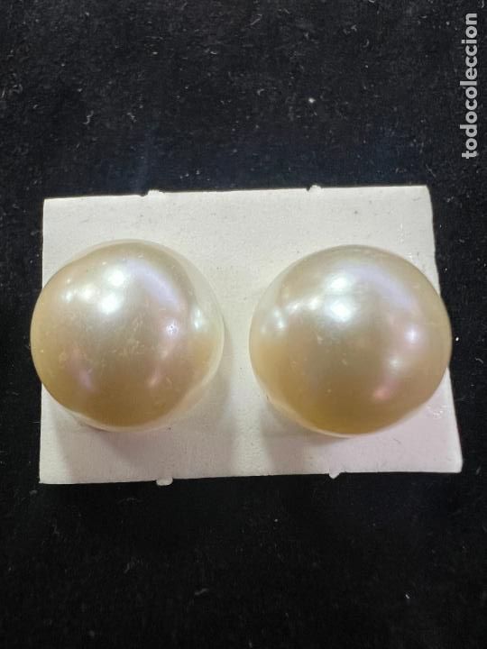 Gioielleria: PAREJA DE PENDIENTES IMITANDO PERLA Y PLATA - MEDIDA 1,5 CM