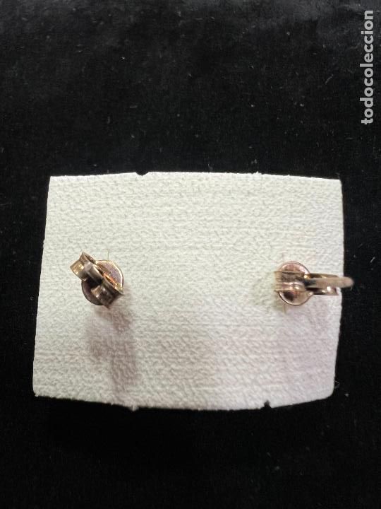 Joyeria: PAREJA DE PENDIENTES IMITANDO PERLA Y PLATA - MEDIDA 1,5 CM - Foto 2