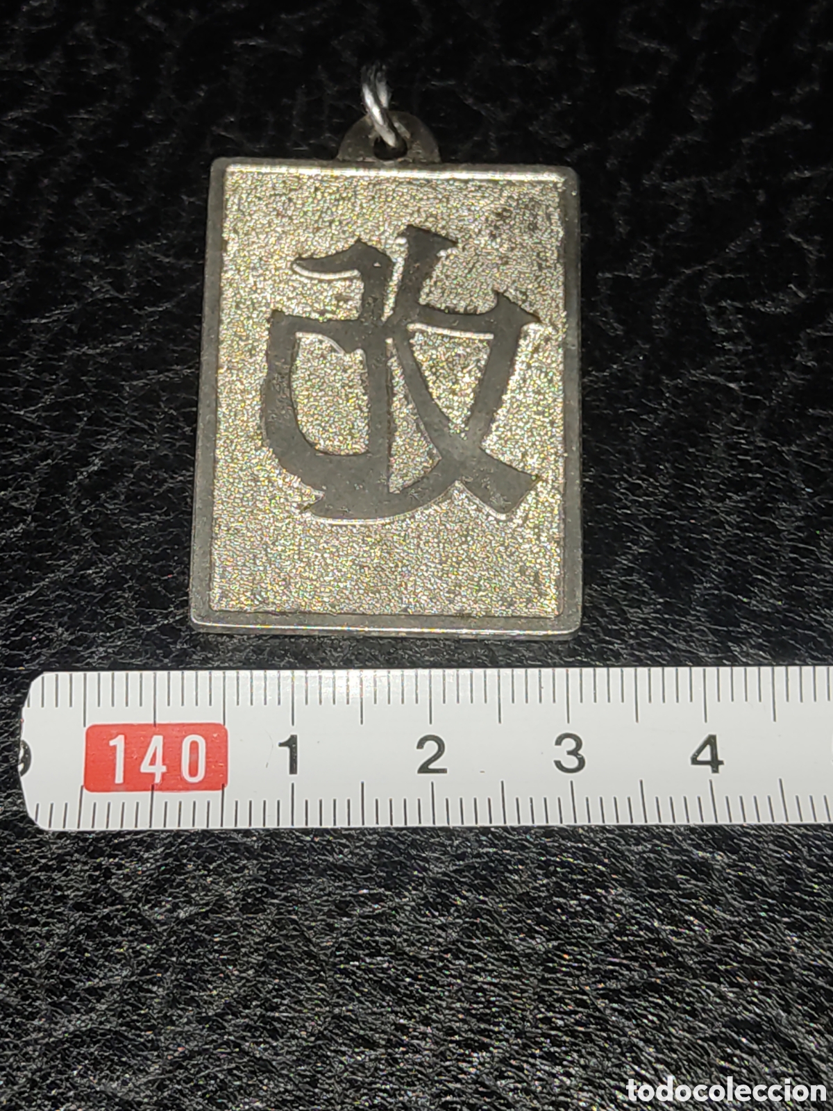 Joyeria: Colgante letra oriental,placa. - Foto 2