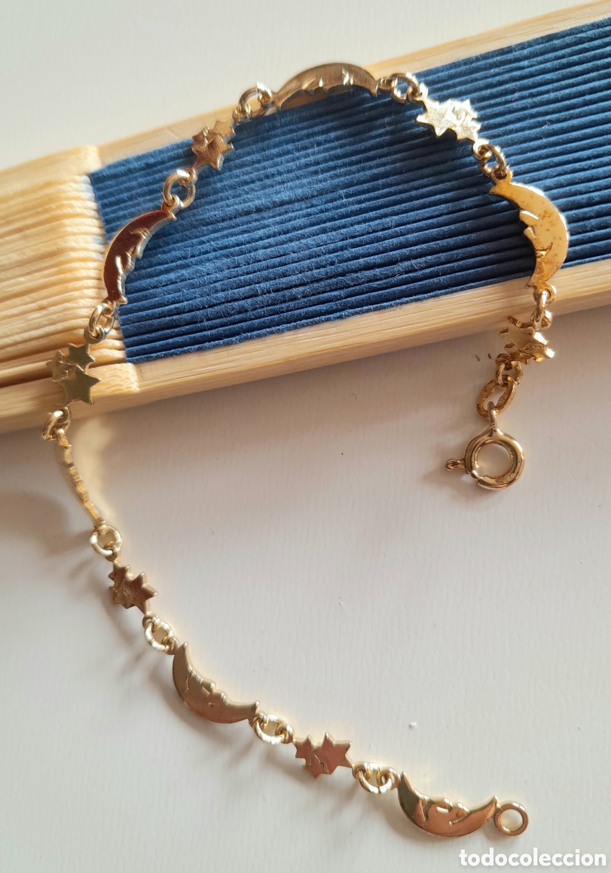 Joyeria: Pulsera de plata chapada en oro. Lunas y estrellas - Foto 3