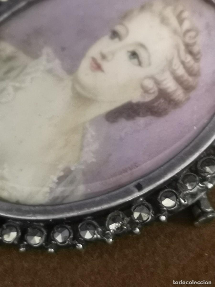 Joyeria: BROCHE ANTIGUO CON MINIATURA - Foto 4