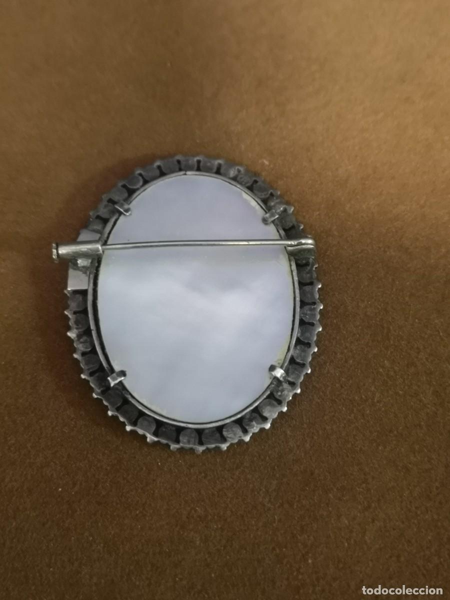 Joyeria: BROCHE ANTIGUO CON MINIATURA - Foto 5