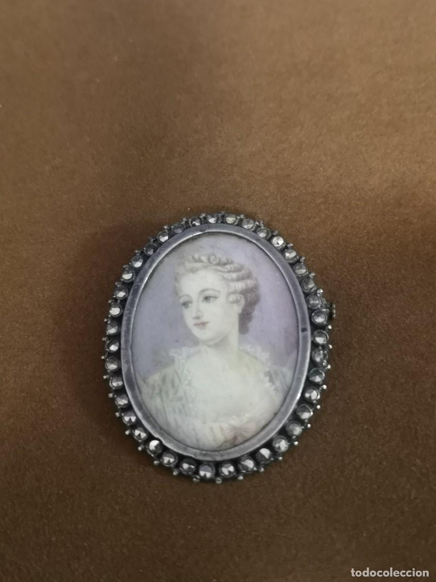 Joyeria: BROCHE ANTIGUO CON MINIATURA - Foto 6