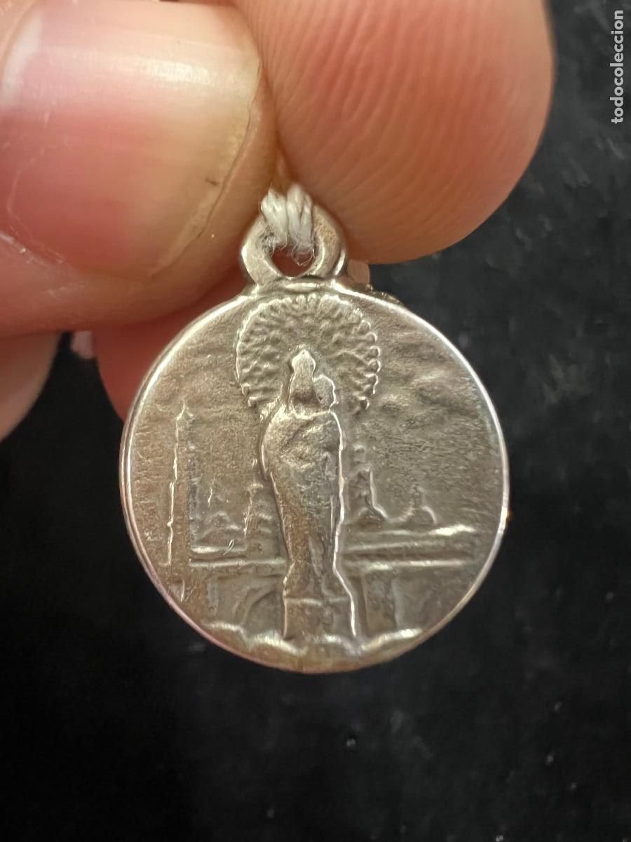 Joyeria: MEDALLA RELIGIOSA DE PLATA VIRGEN DEL PILAR DE ZARAGOZA - MEDIDA 1,5 CM