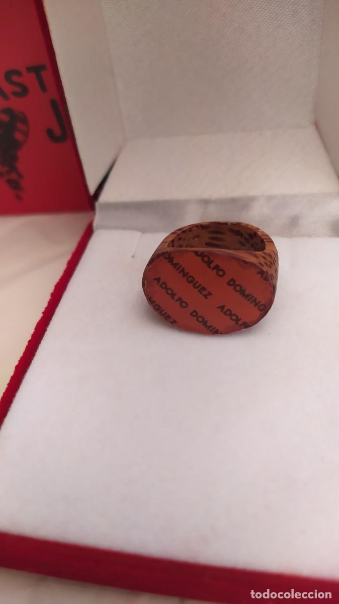 Joyeria: Anillo de madera de Adolfo Dom&iacute;nguez a ESTRENAR - Foto 1