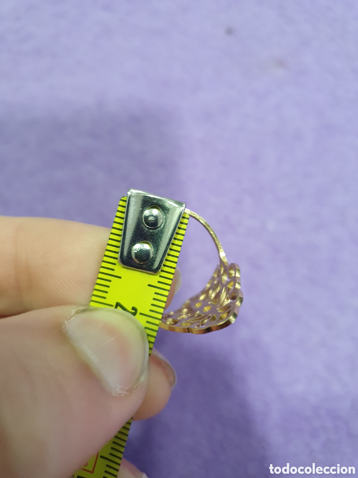 Joyeria: Anillo dorado con calados. Ajustable. (L24) - Foto 3