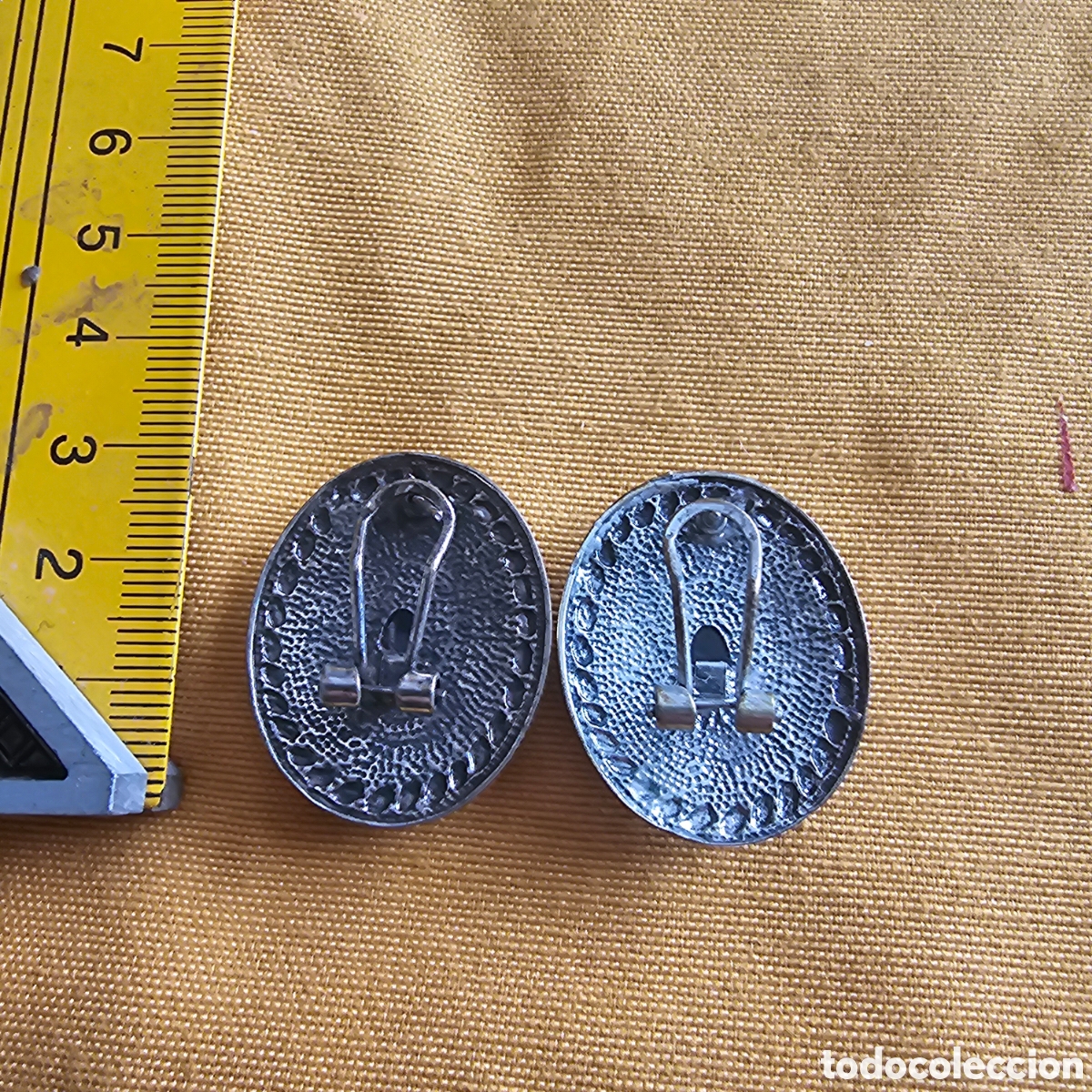 Joyeria: PAREJA DE BROCHES CON PIEDRA CENTRAL - Foto 2