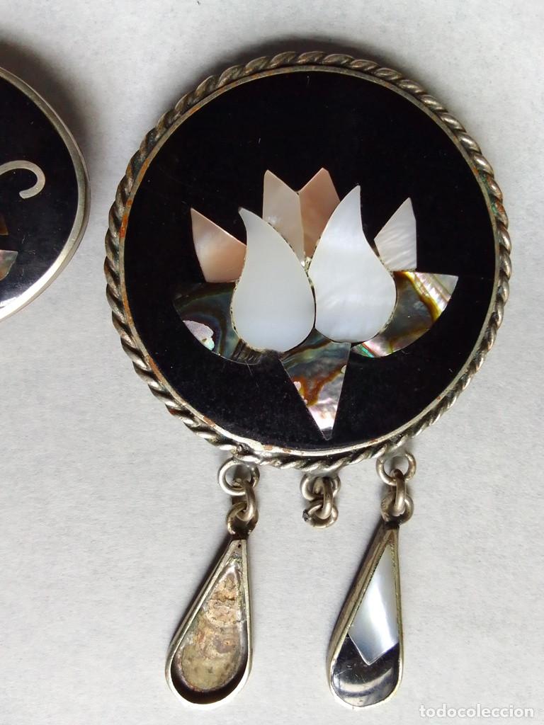 Joyeria: 2 broches alpaca con incrustaciones de nacar (rotos) - Foto 2