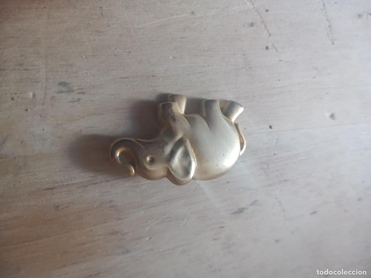 Joyeria: BONITO BROCHE METAL DORADO - Foto 2