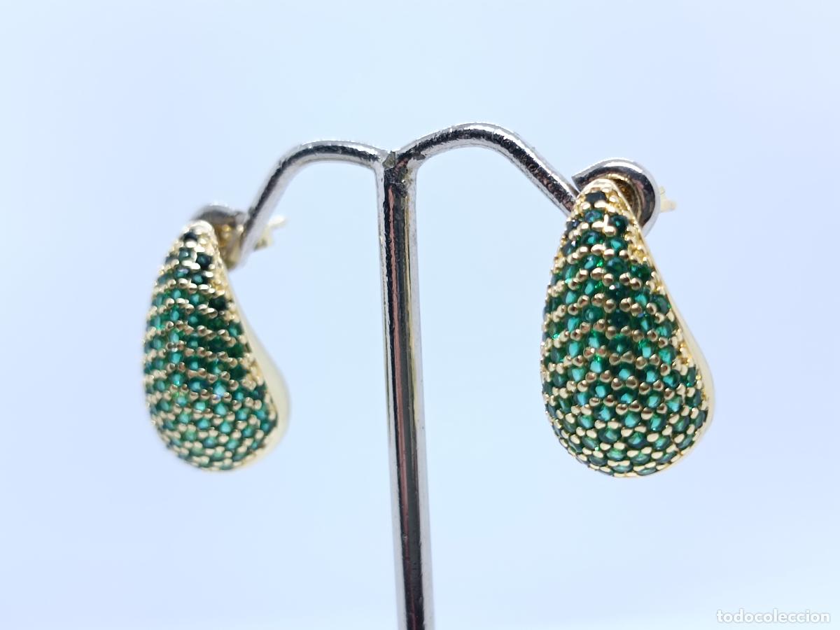 Joyeria: Sofisticados pendientes en oro de 14 quilates con esmeraldas en pav&eacute; - Foto 2