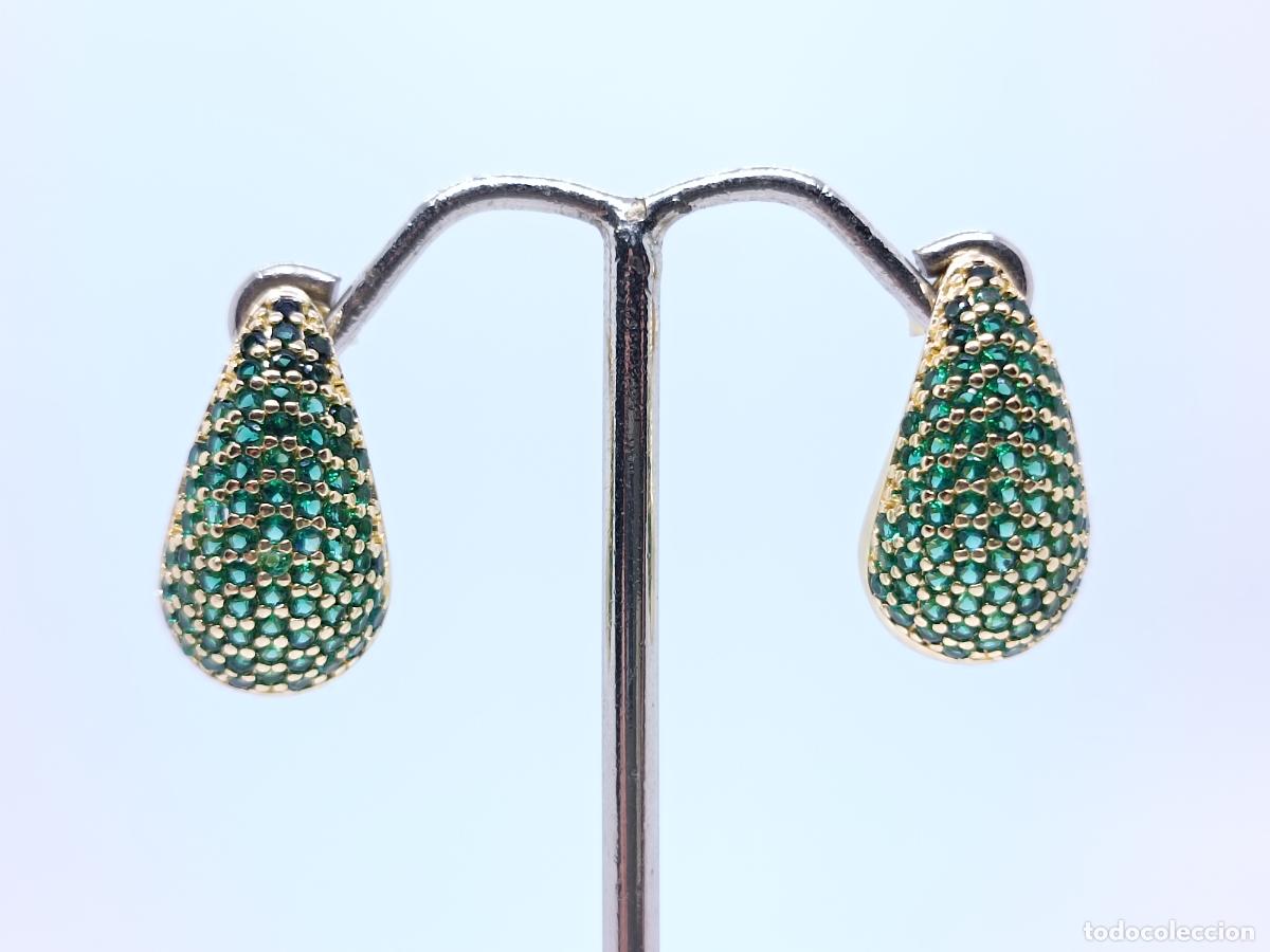 Joyeria: Sofisticados pendientes en oro de 14 quilates con esmeraldas en pav&eacute; - Foto 1