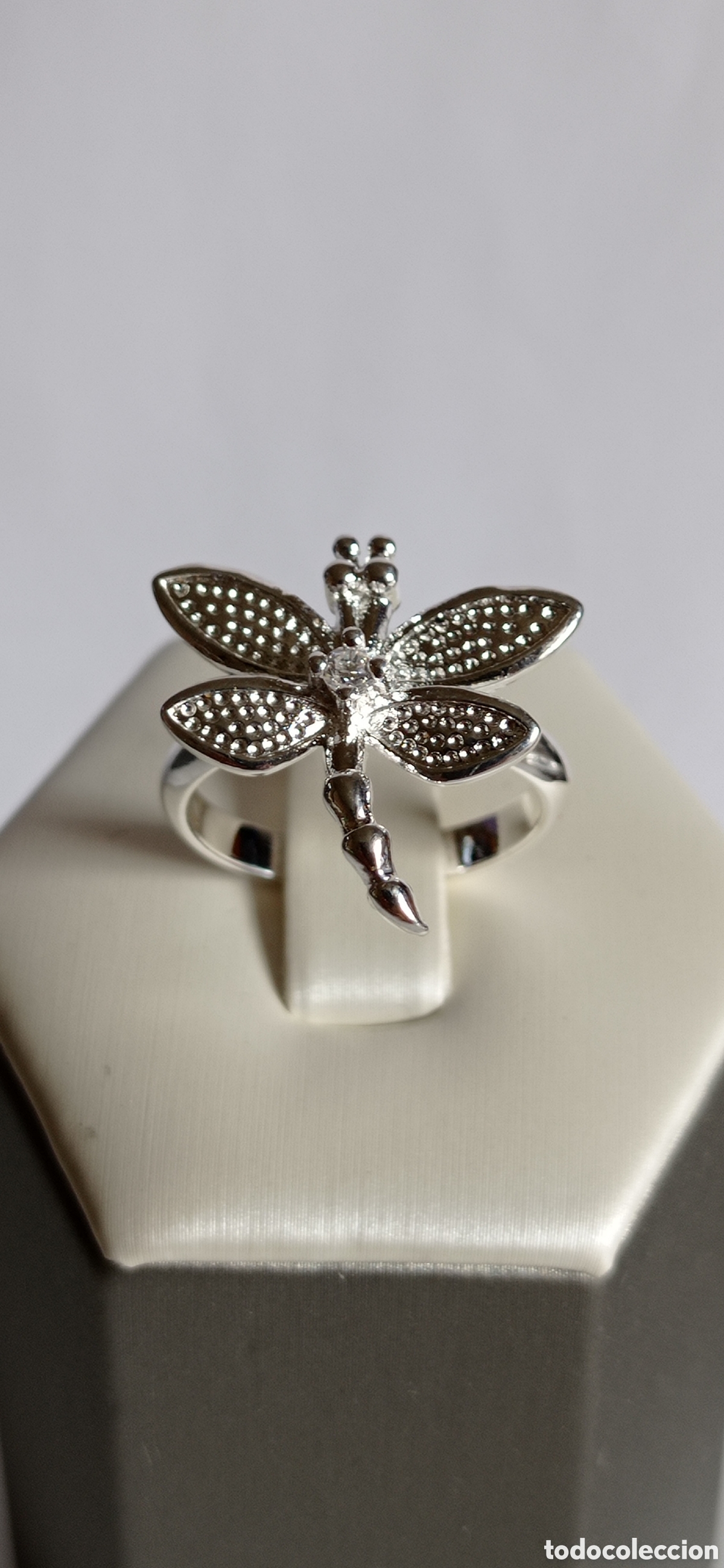 Joyeria: ANILLO / CON FIGURA DE LIBELULA / LABRADA Y CIRCONITAS / EN PLATA - 925 - Foto 1