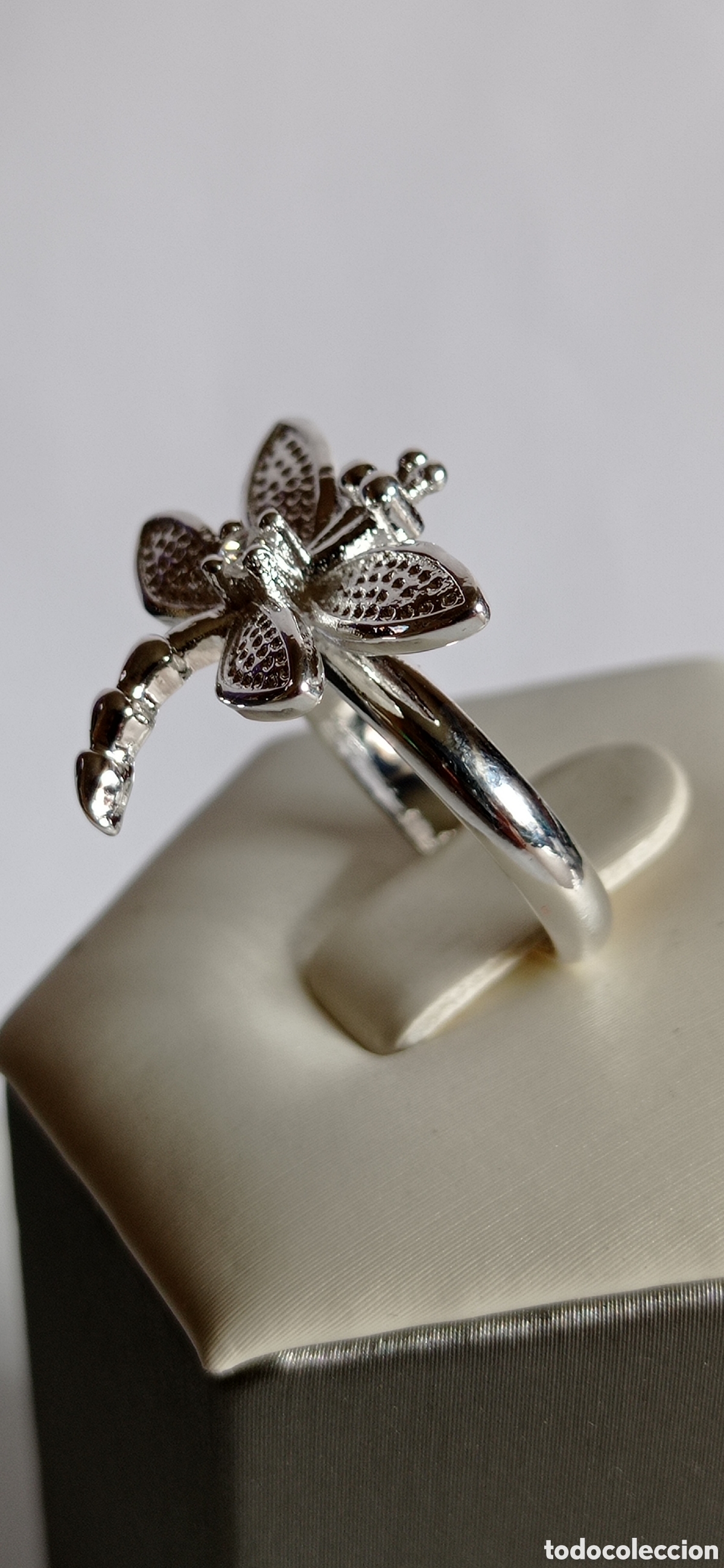 Joyeria: ANILLO / CON FIGURA DE LIBELULA / LABRADA Y CIRCONITAS / EN PLATA - 925 - Foto 5
