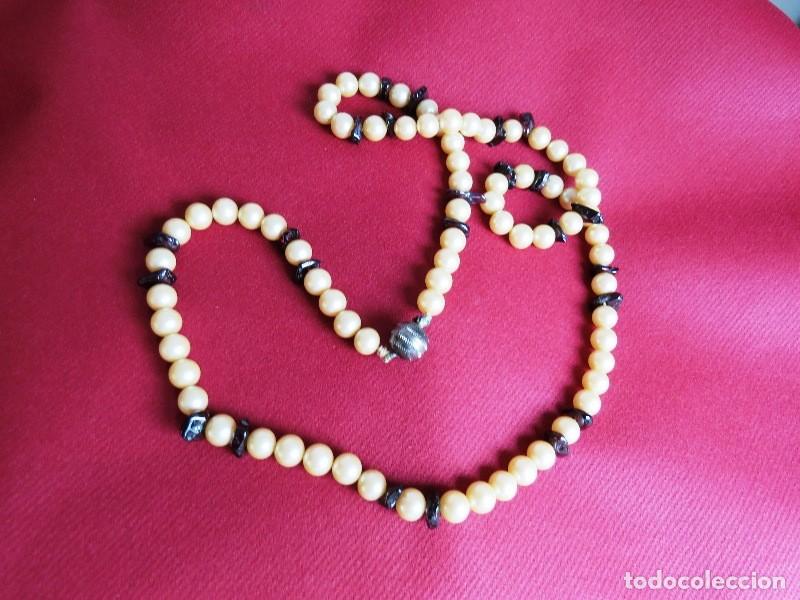 Joyeria: Collar de simil-perlas con malaquita - Foto 2