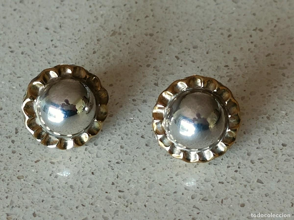 Joyeria: PENDIENTES CHANEL PLATA 925 Y LAT&Oacute;N - Foto 3
