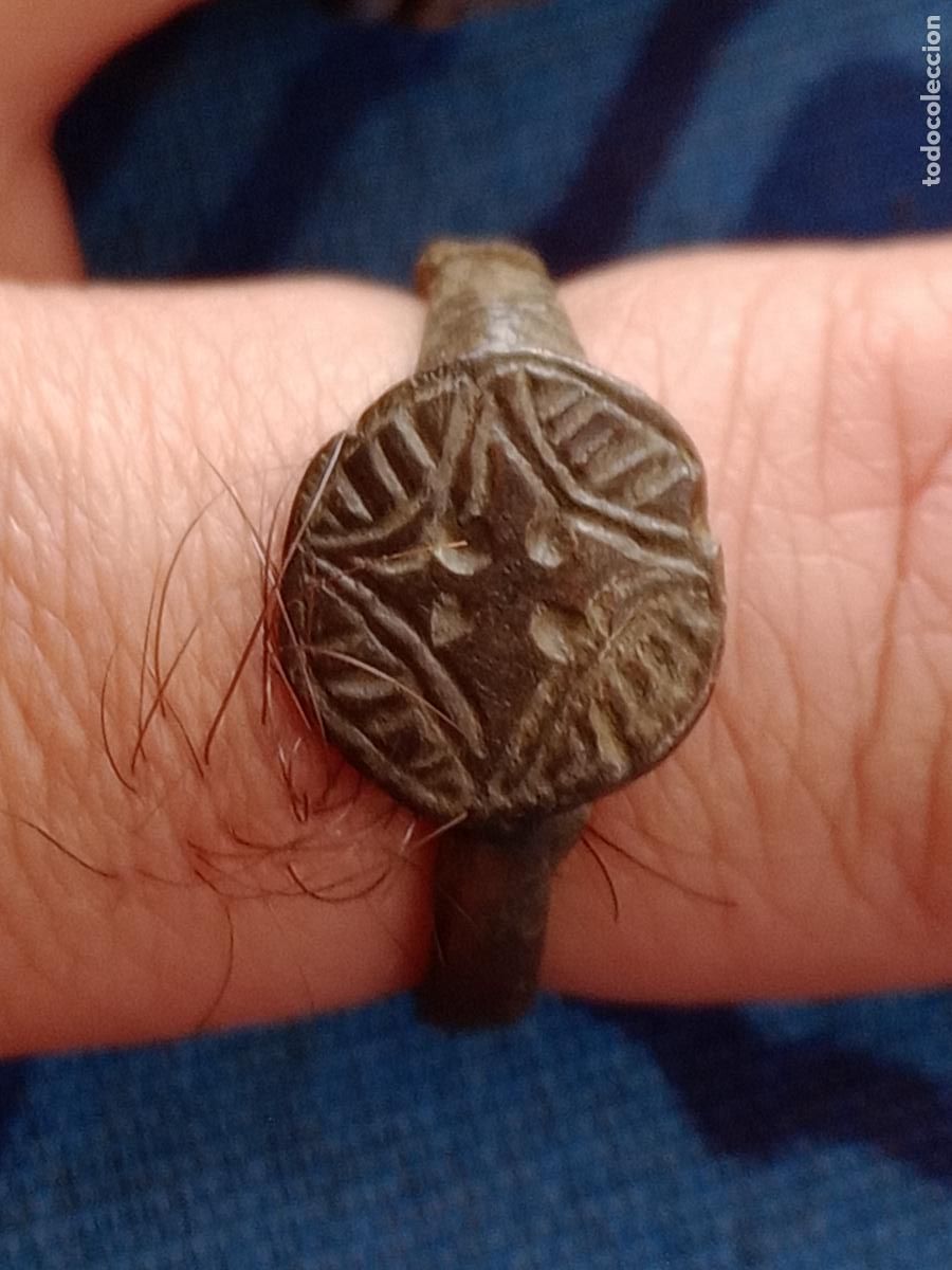 Joyeria: Anillo de bronce alto-medieval. Procedencia Inglaterra - Foto 2