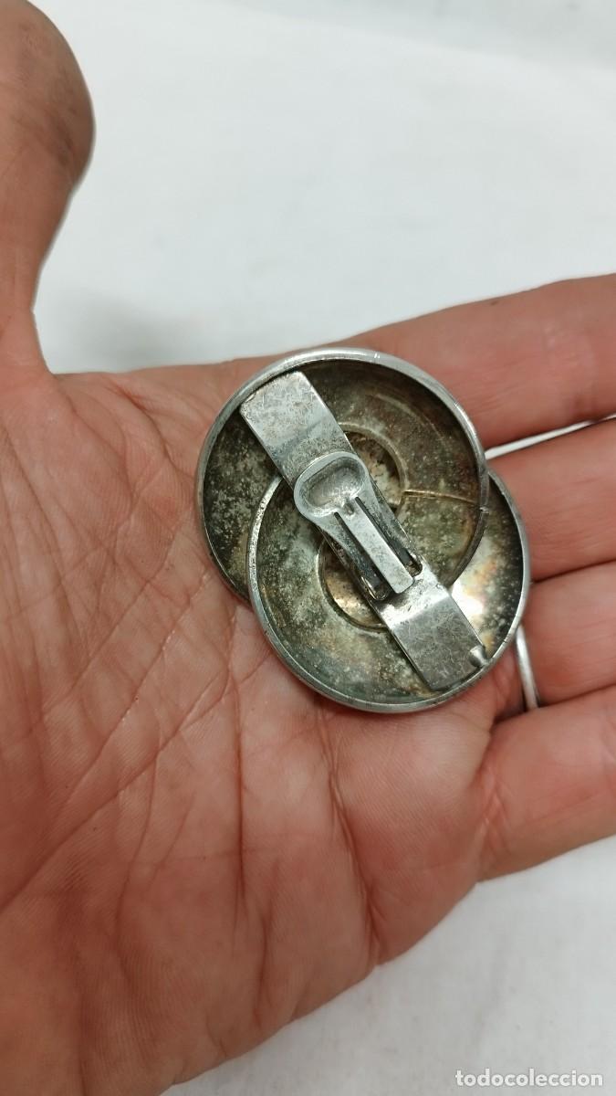 Joyeria: Antiguo pendiente de gran tama&ntilde;o - Foto 3