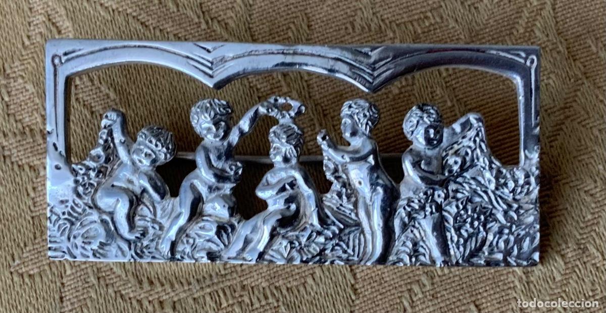 Joyeria: ANTIGUO BROCHE DE PLATA CON AMORCILLOS - Foto 1