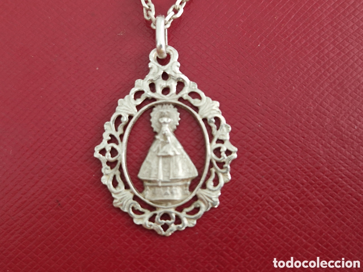 Joyeria: PRECIOSA MEDALLA DE PLATA Y CADENA - Foto 1