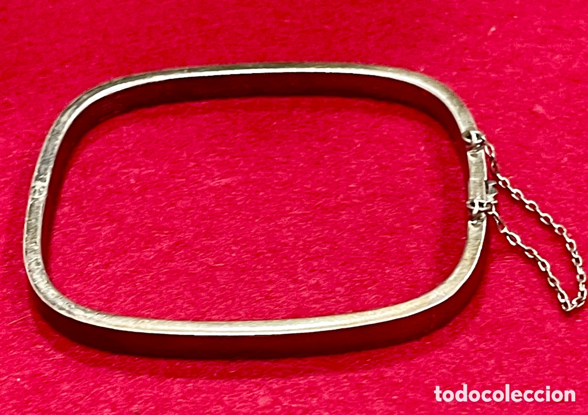 Joyeria: Pulsera r&iacute;gida en plata de ley contrastada. - Foto 1