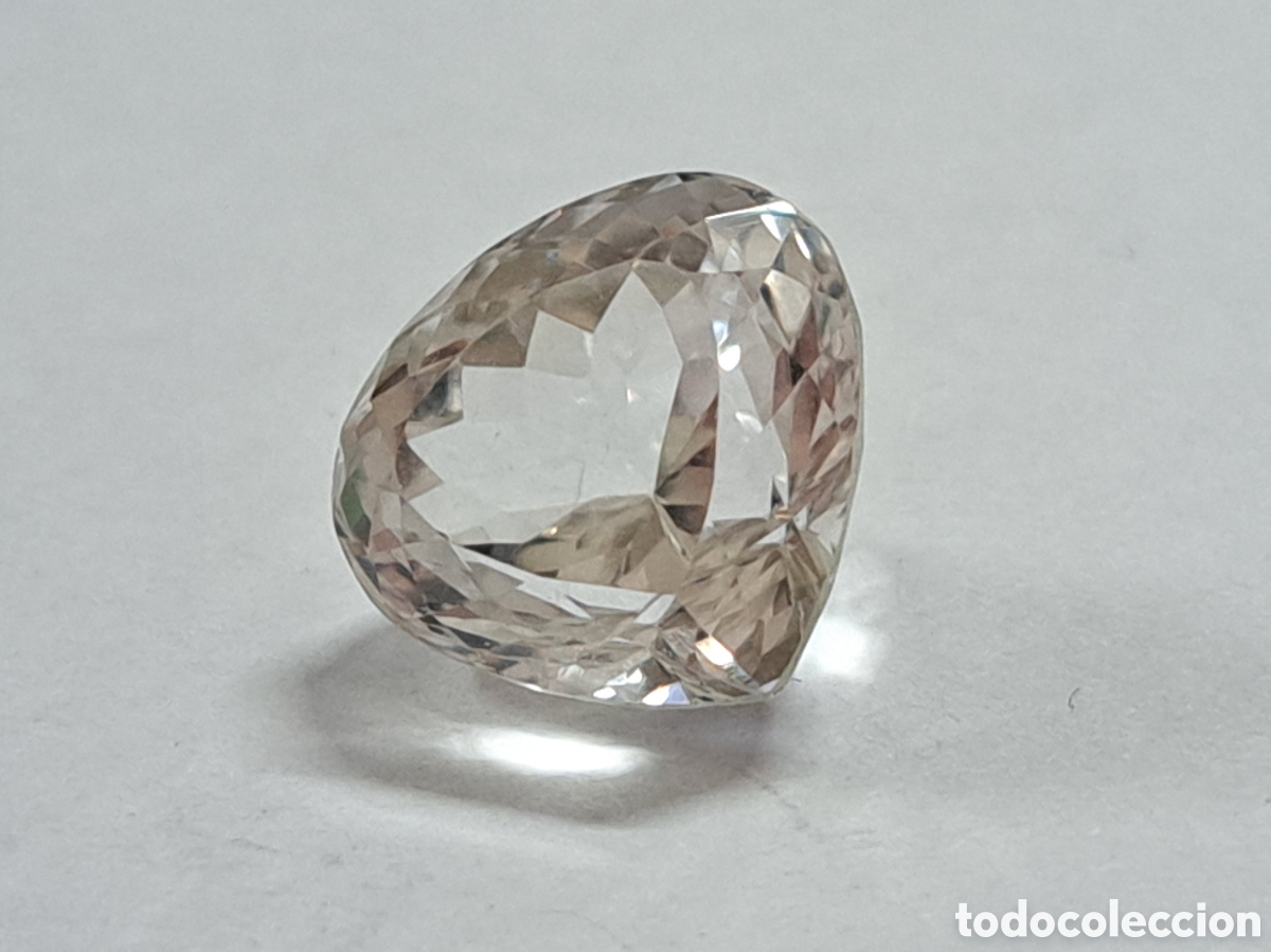 Joyeria: Bonito topacio natural blanco en talla coraz&oacute;n - Foto 1