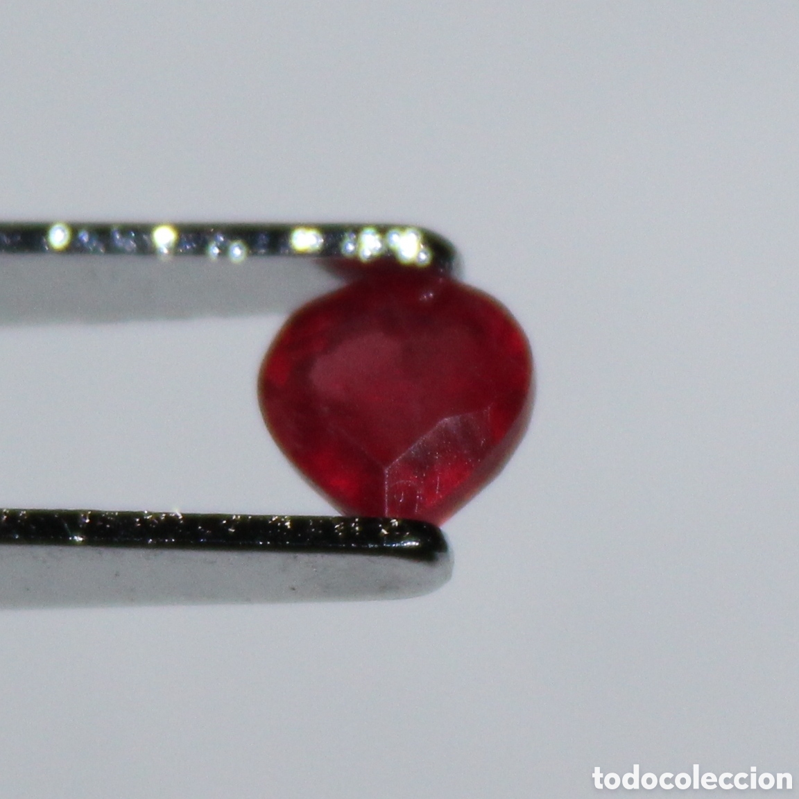 Joyeria: Rub&iacute; coraz&oacute;n 0.71 quilates. - Foto 2