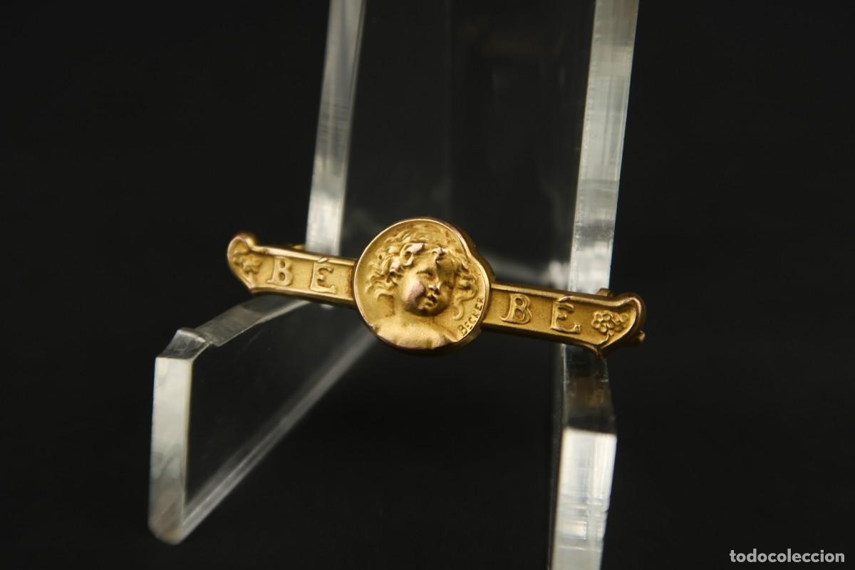 Joyeria: Antiguo Broche Bebe de Metal Dorado - Foto 1