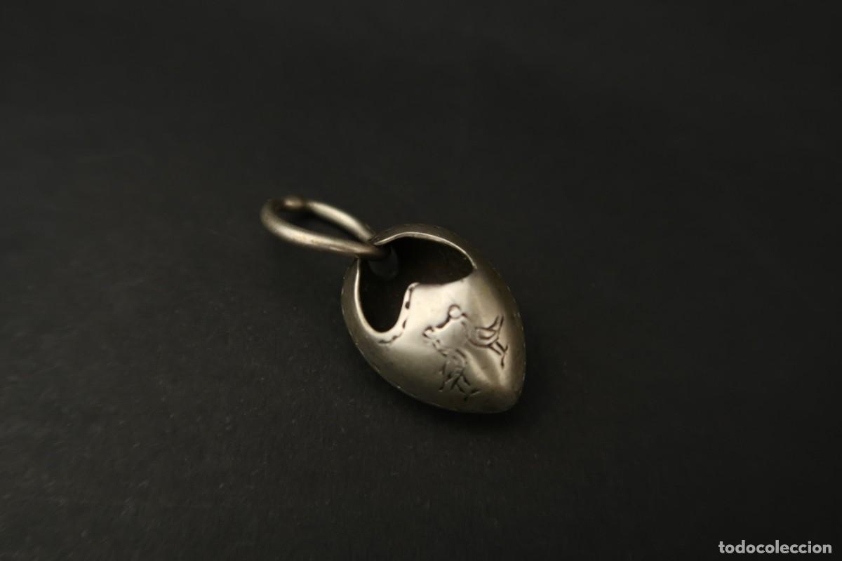 Joyeria: Antiguo Colgante de Plata - Foto 2