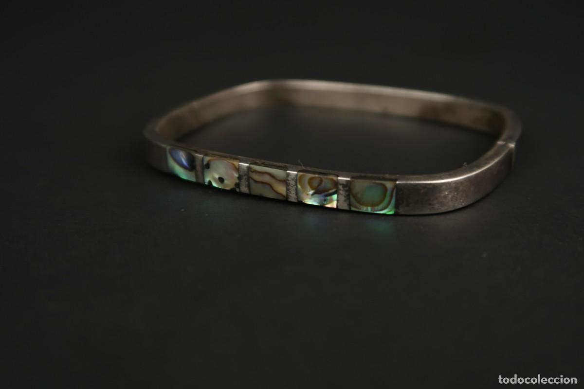 Joyeria: Antiguo Brazalete de Plata y N&aacute;car - Foto 3