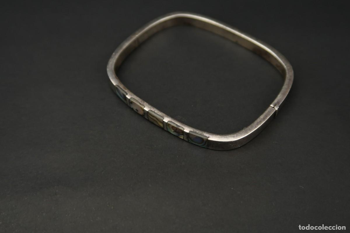 Joyeria: Antiguo Brazalete de Plata y N&aacute;car - Foto 4