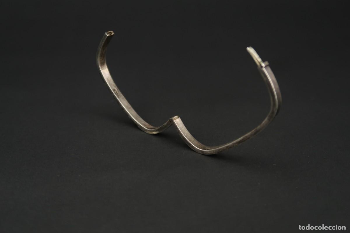 Joyeria: Antiguo Brazalete de Plata y N&aacute;car - Foto 7